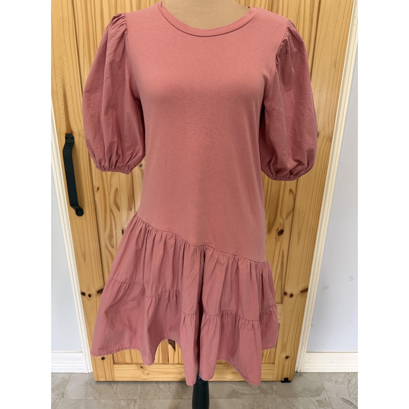 Moodie Dress Womens Xs Pink Puff Sleeve Tiered Ruffle T-Shirt Swing Short Mini